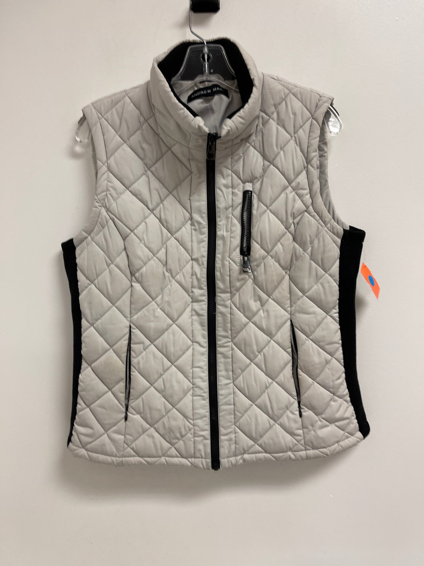 Vest Puffer & Quilted By Andrew Marc In Grey, Size: L