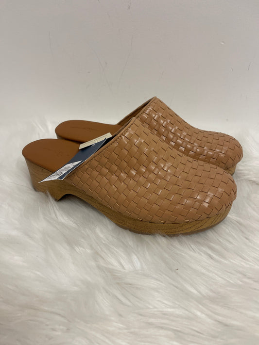 Shoes Heels Wedge By Universal Thread  Size: 7.5