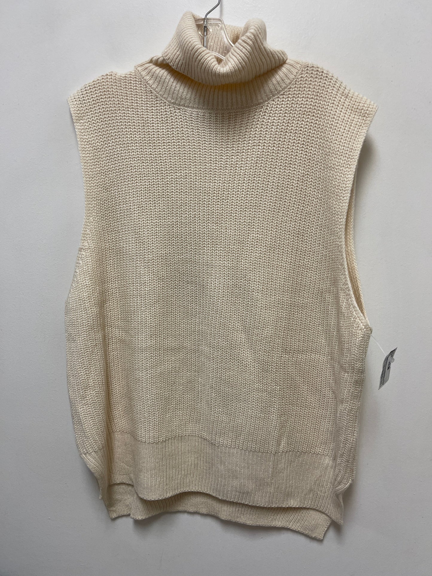 Vest Sweater By Gilli In Cream, Size: L