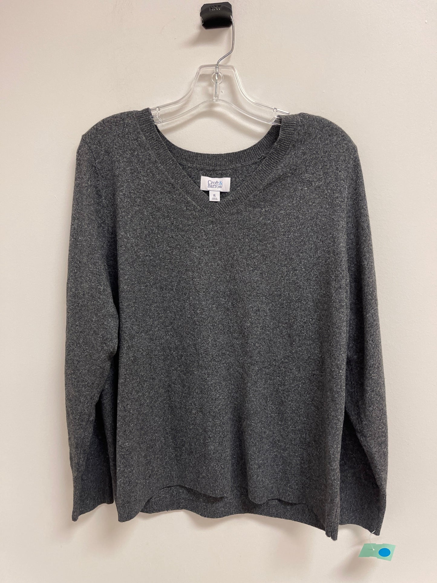 Sweater By Croft And Barrow In Grey, Size: Xl