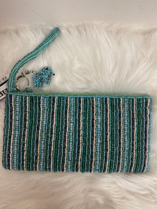 Wristlet By Clothes Mentor  Size: Medium