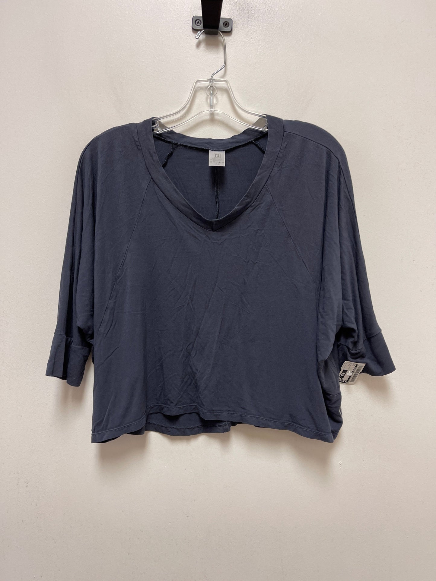 Grey Top Short Sleeve Clothes Mentor, Size L