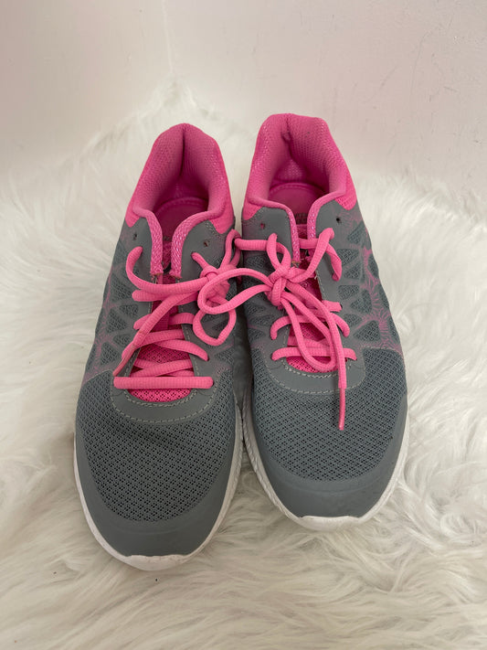 Grey Shoes Athletic Fila, Size 9
