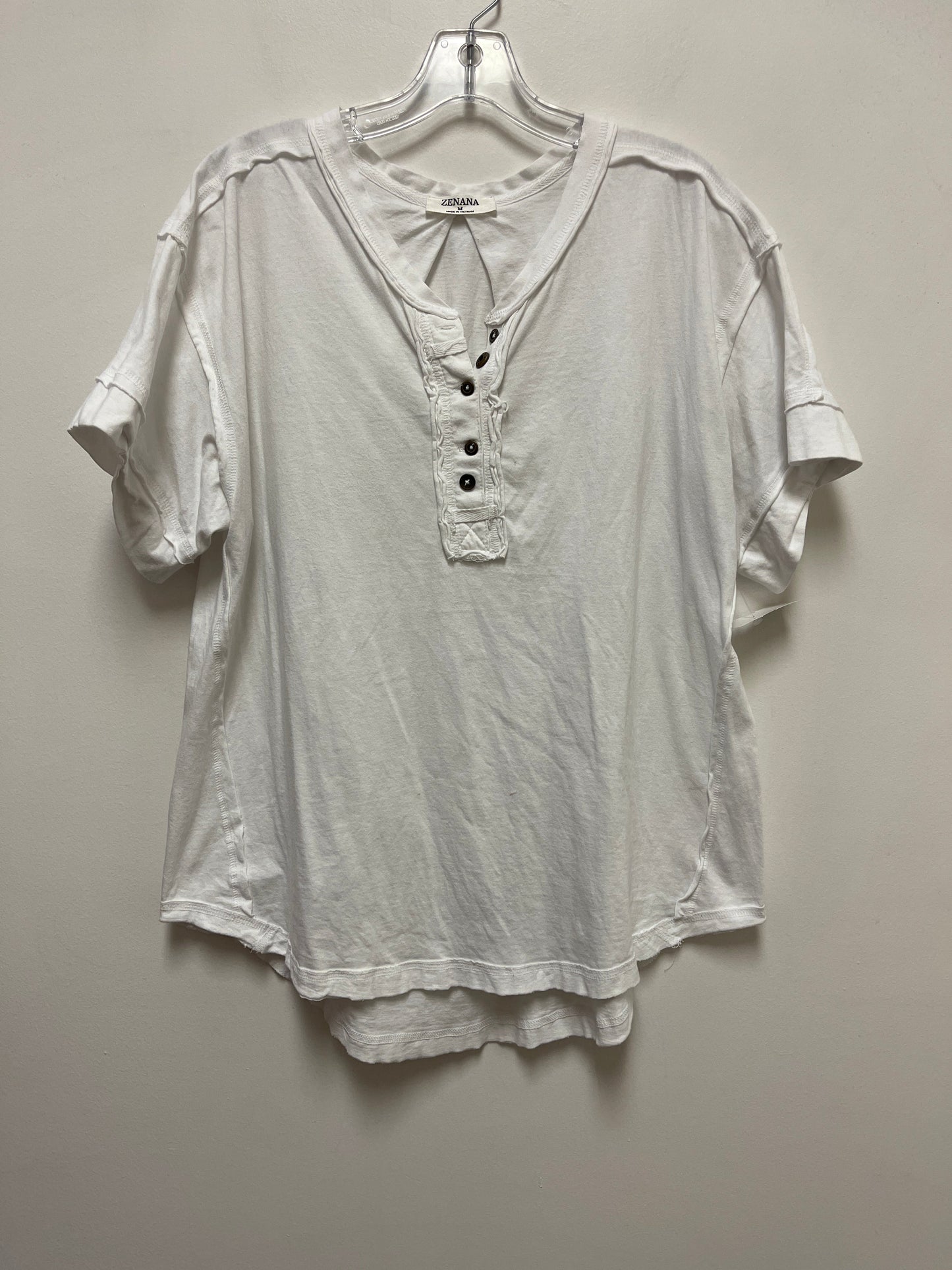 White Top Short Sleeve Zenana Outfitters, Size M