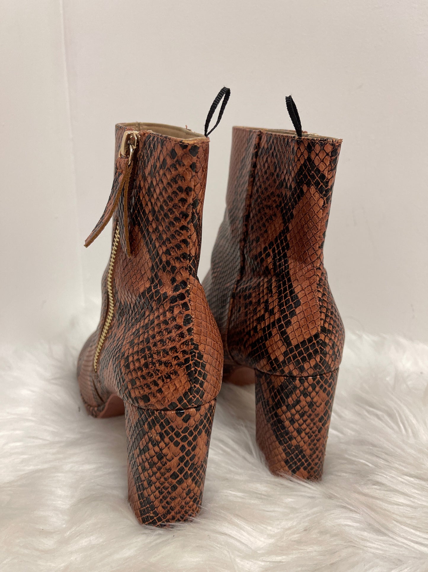 Boots Ankle Heels By H&m In Snakeskin Print, Size: 7.5