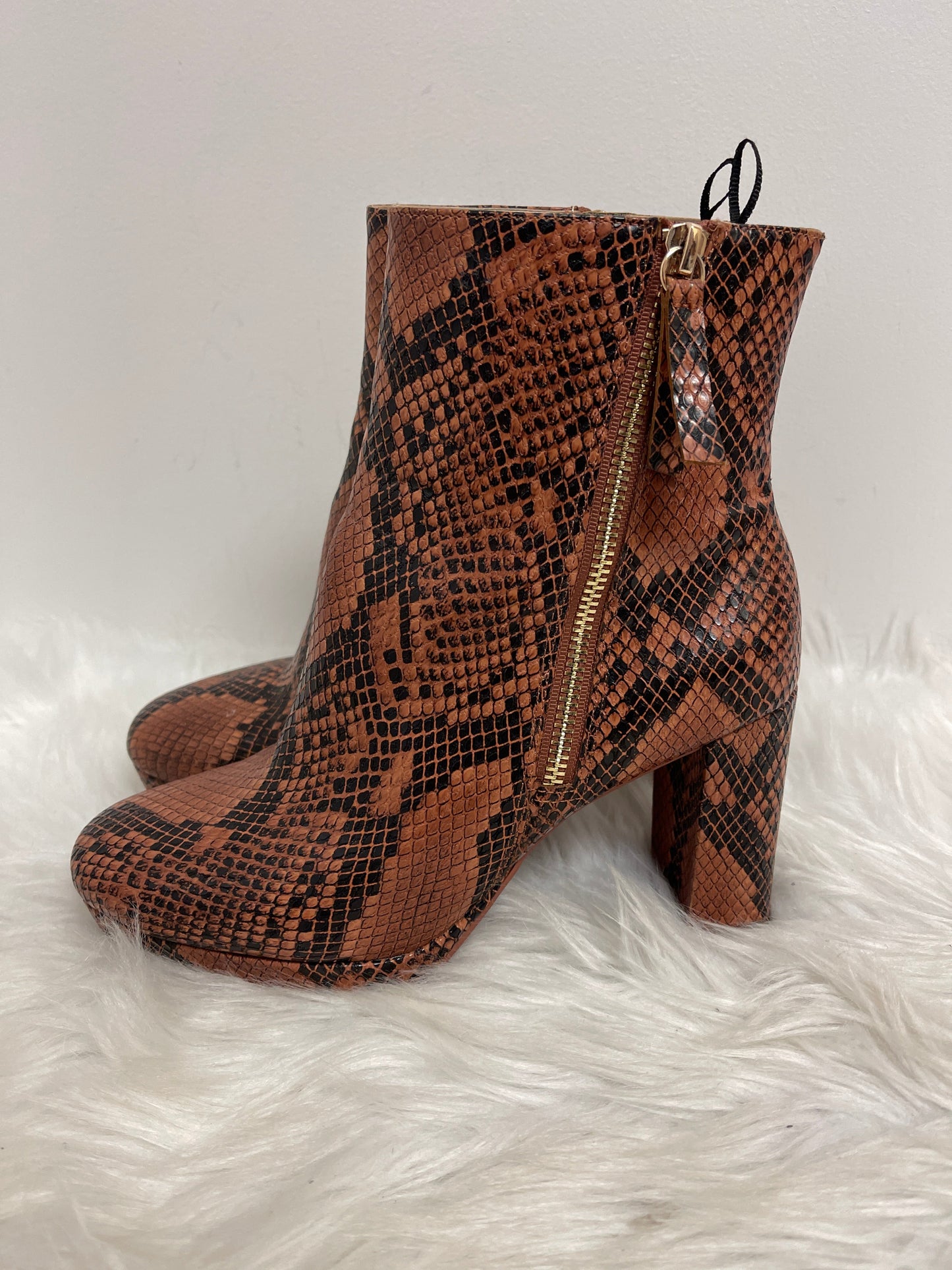 Boots Ankle Heels By H&m In Snakeskin Print, Size: 7.5