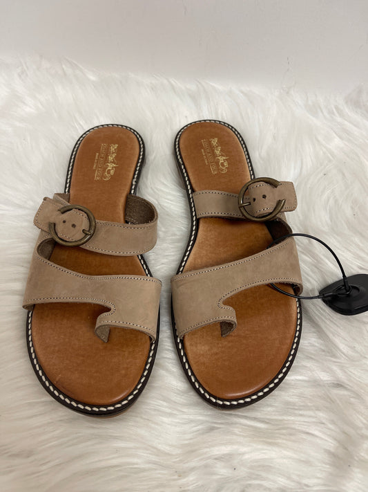 Sandals Flats By Coach In Brown, Size: 11