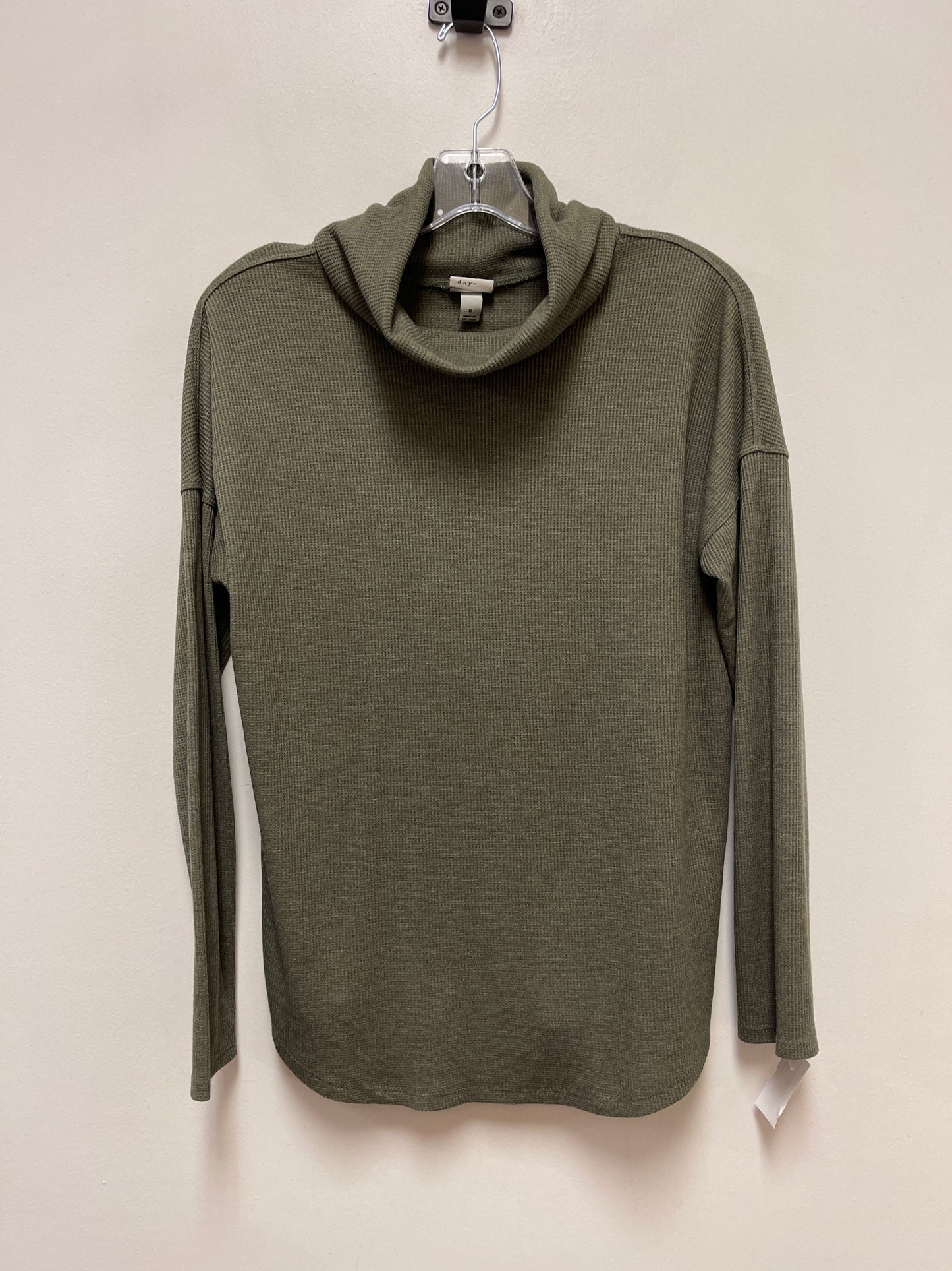 Top Long Sleeve By A New Day In Green, Size: S