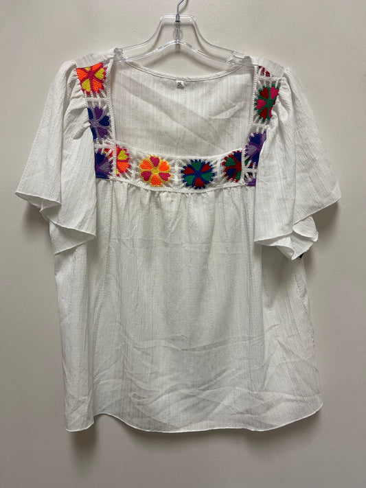 Top Short Sleeve By Clothes Mentor In White, Size: 2x