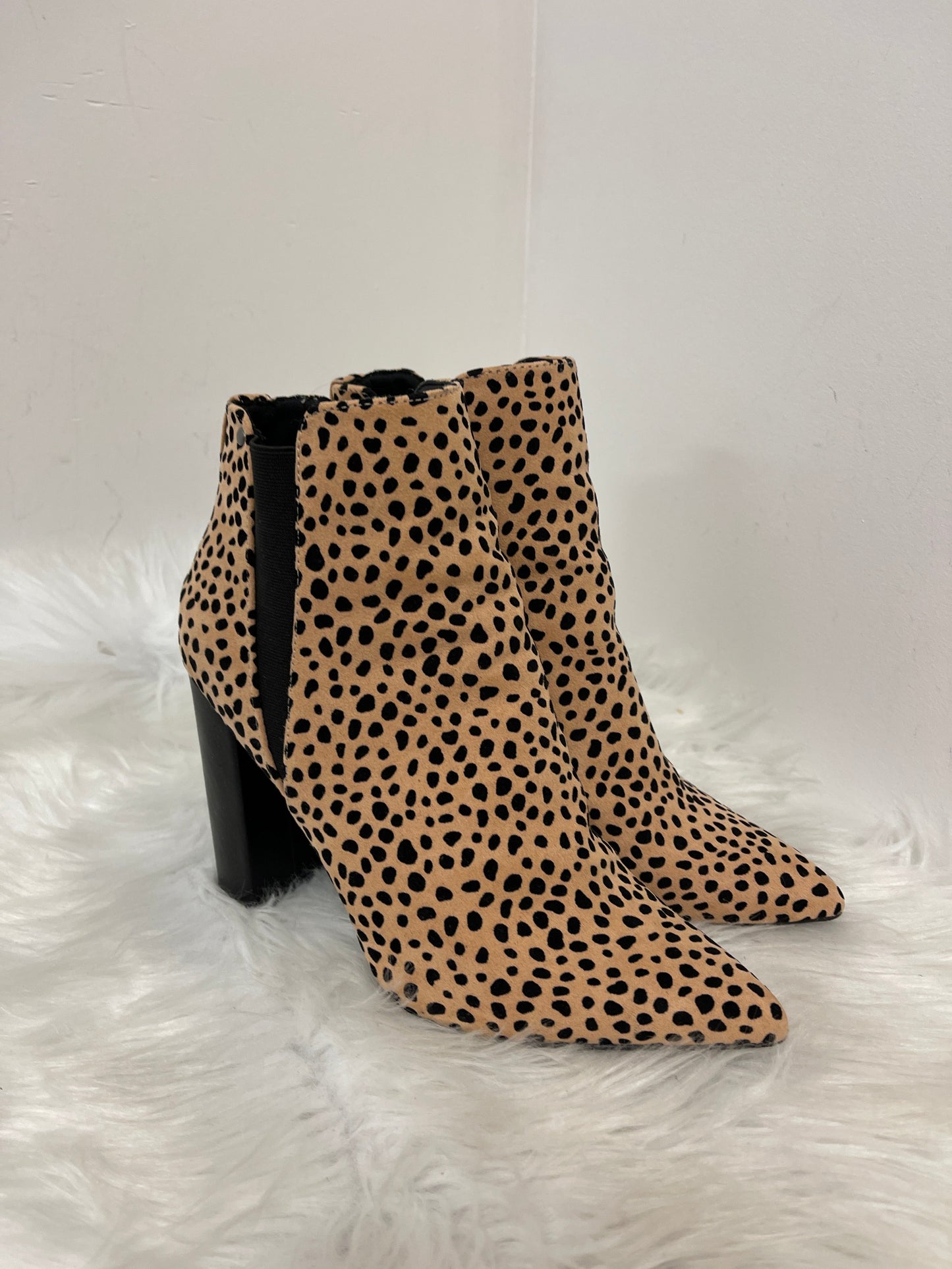 Boots Ankle Heels By Qupid In Animal Print, Size: 9