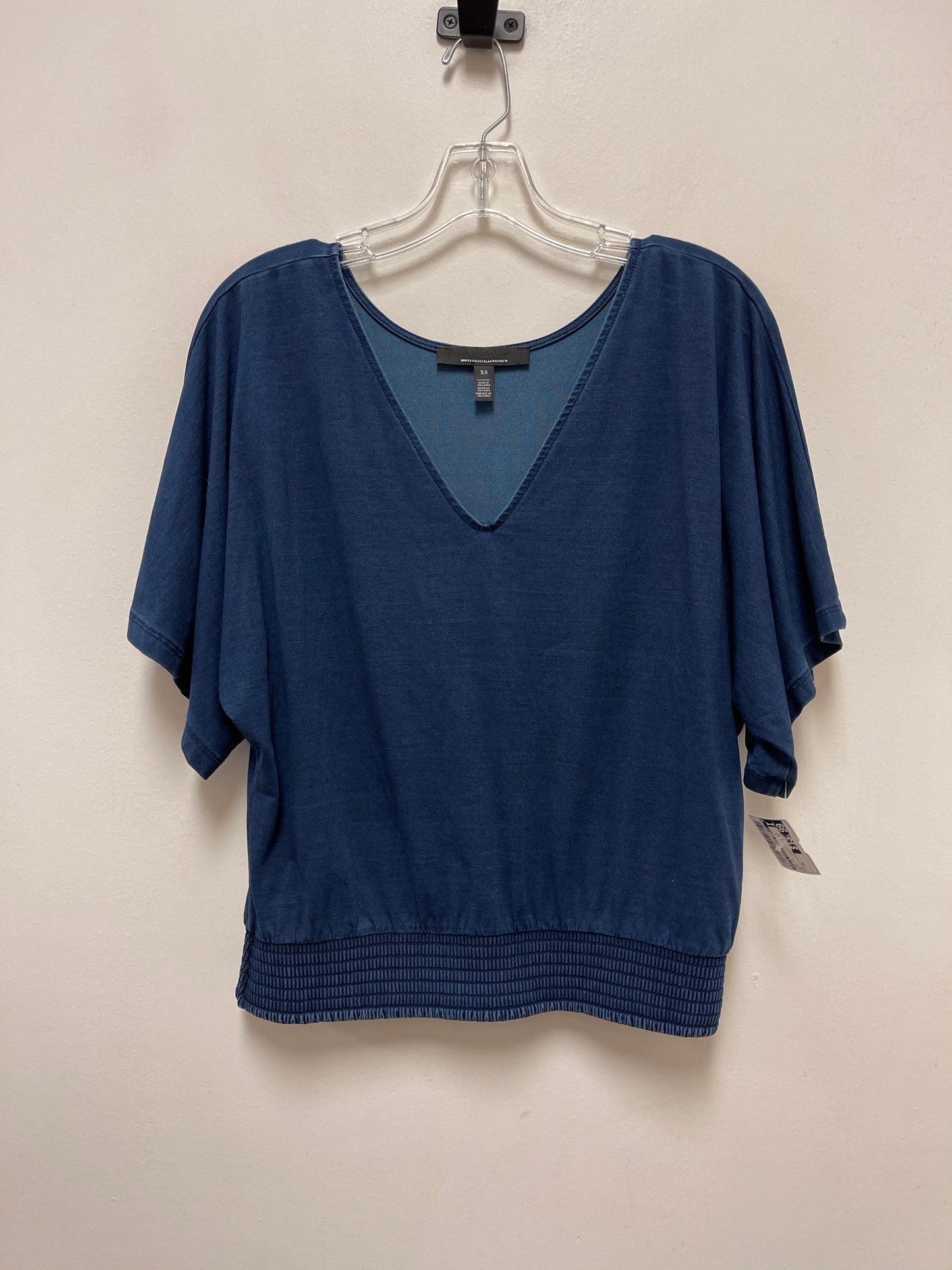 Top Long Sleeve By White House Black Market In Blue, Size: Xs