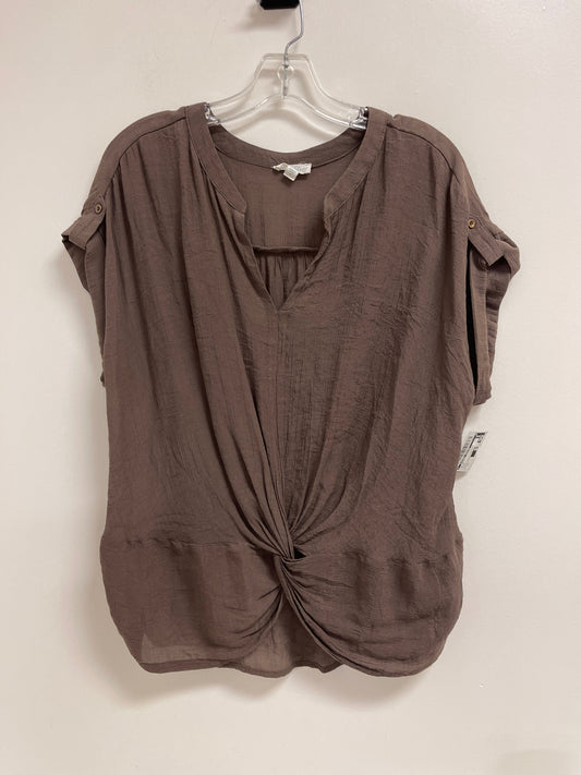 Top Short Sleeve By Clothes Mentor In Brown, Size: Xl