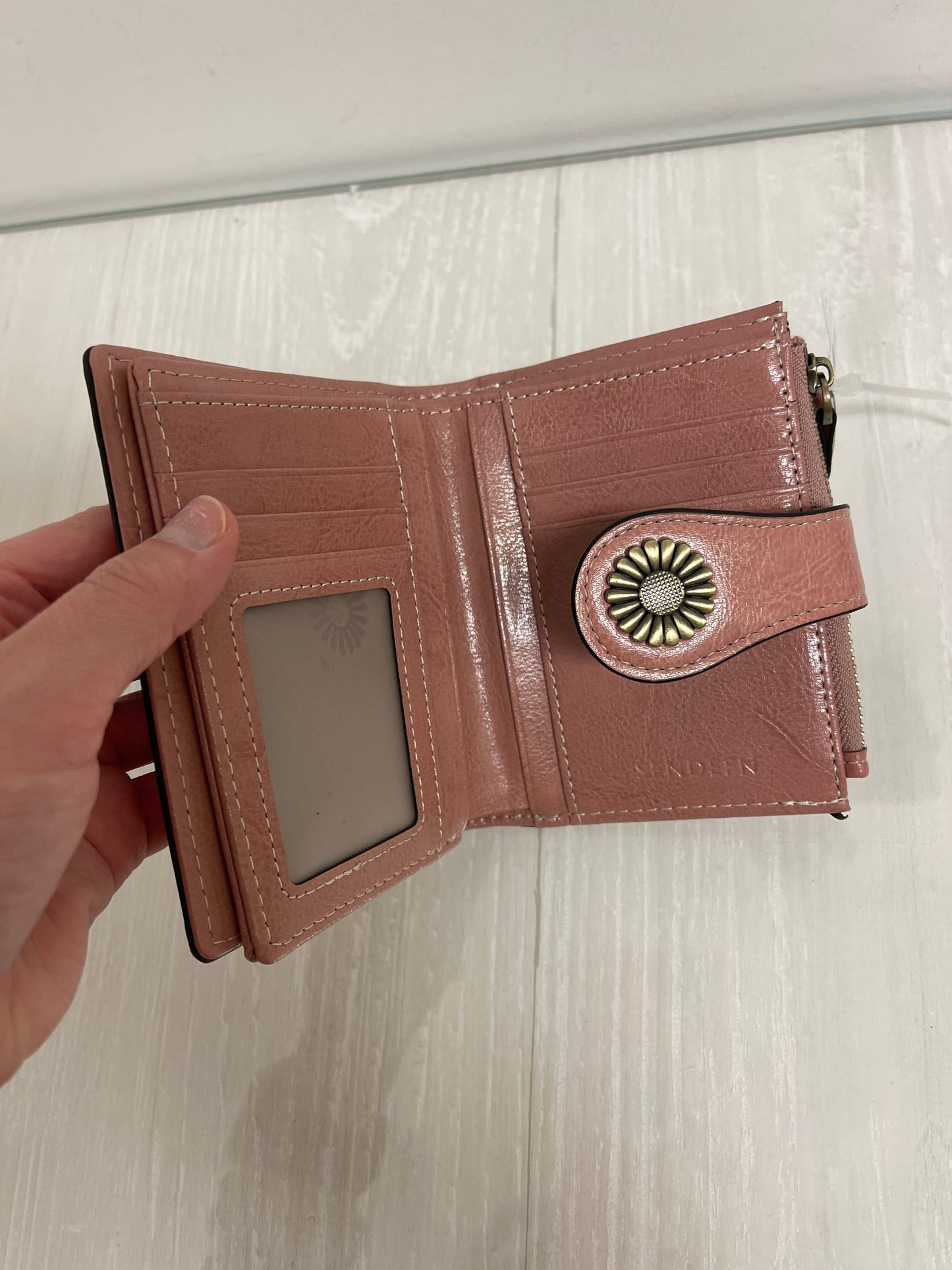 Wallet By Clothes Mentor, Size: Medium