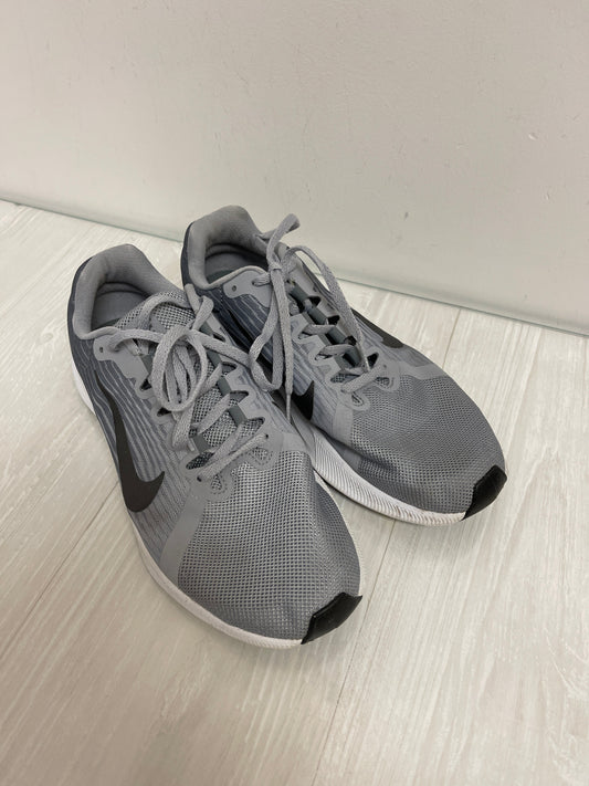 Shoes Athletic By Nike In Grey, Size: 9