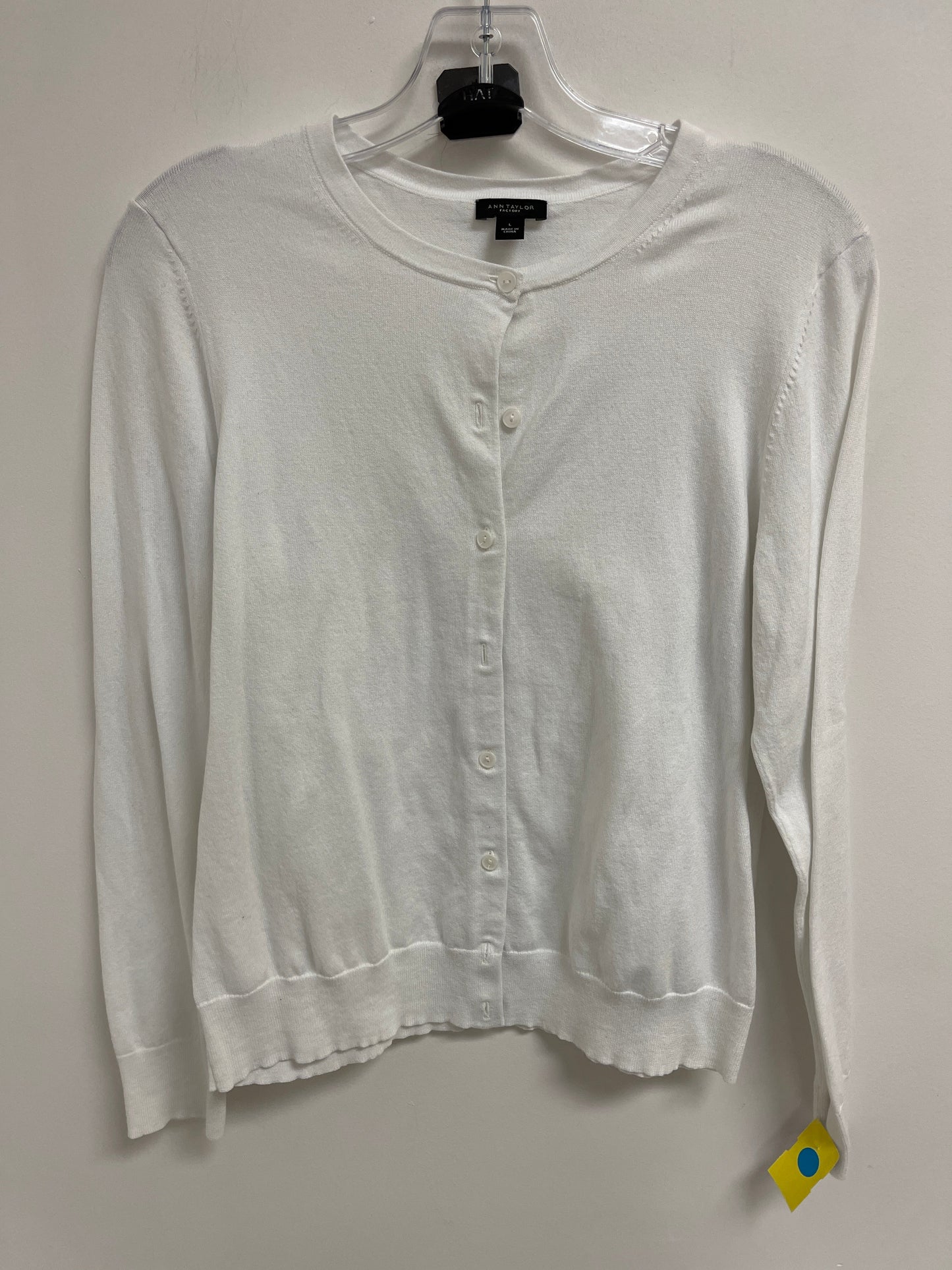 Sweater Cardigan By Ann Taylor In White, Size: L