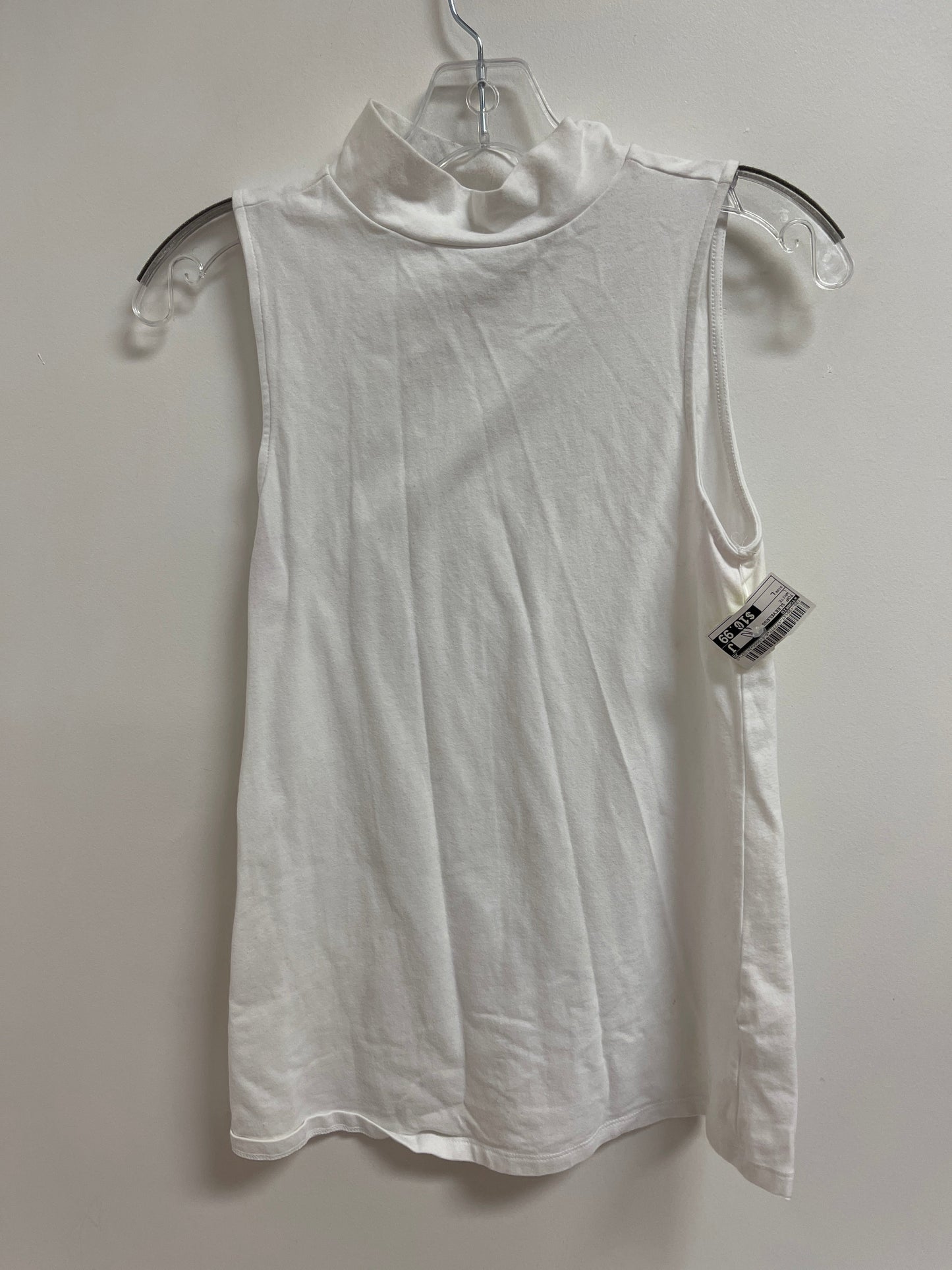 Top Sleeveless By Torrid In White, Size: L