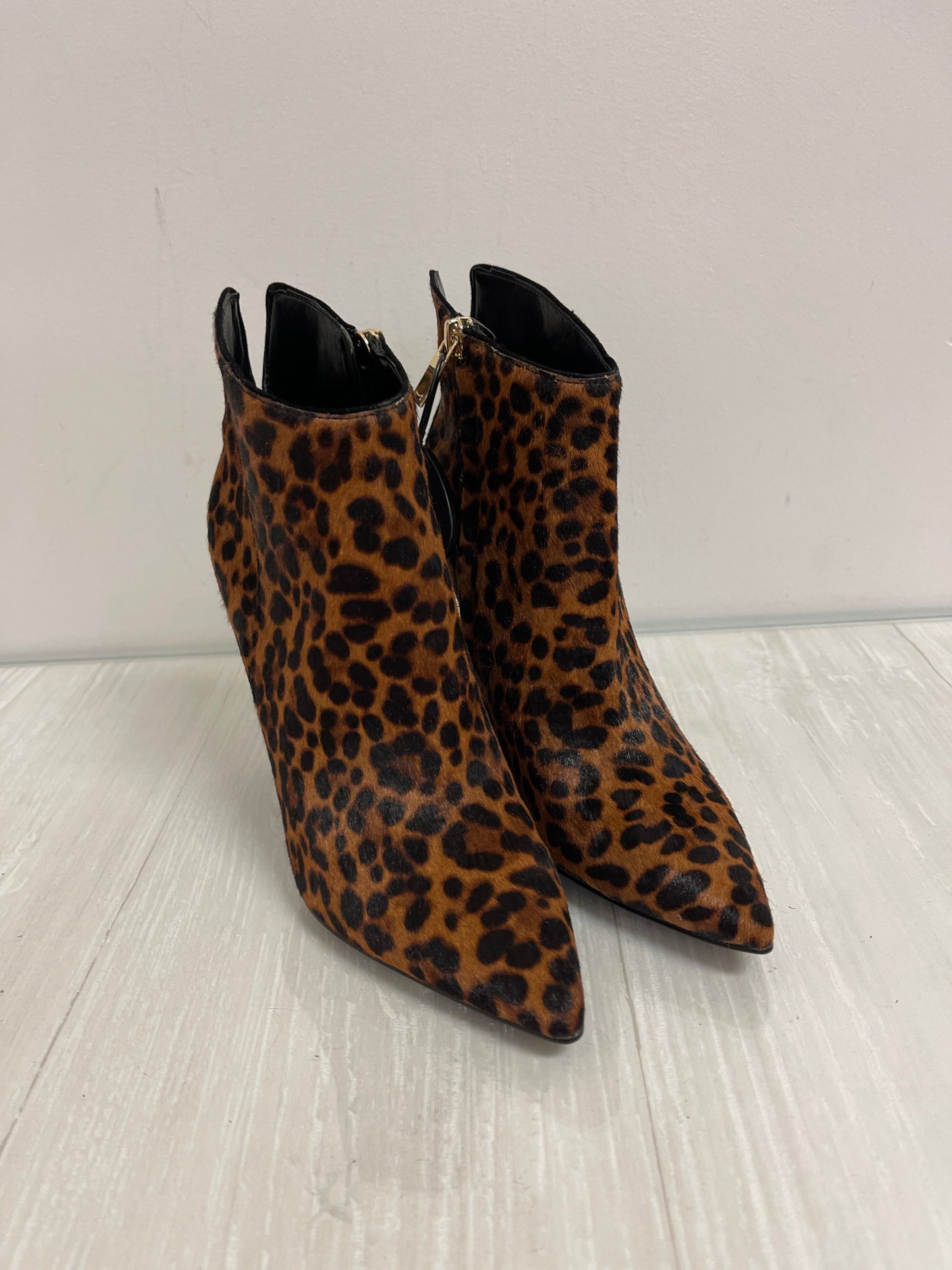 Boots Ankle Heels By Marc Fisher In Animal Print, Size: 6