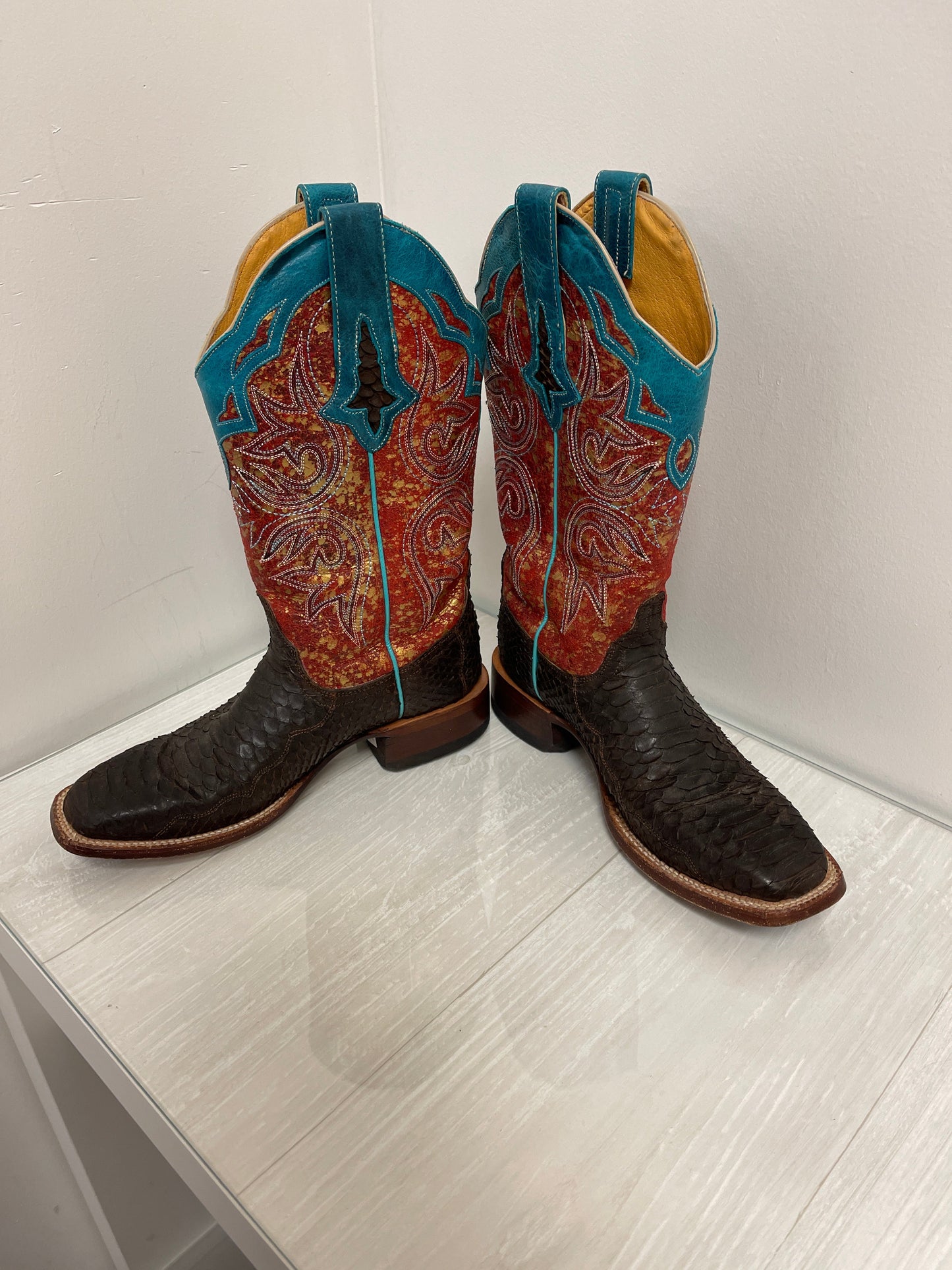 Boots Western By Cmb In Blue & Red, Size: 7.5