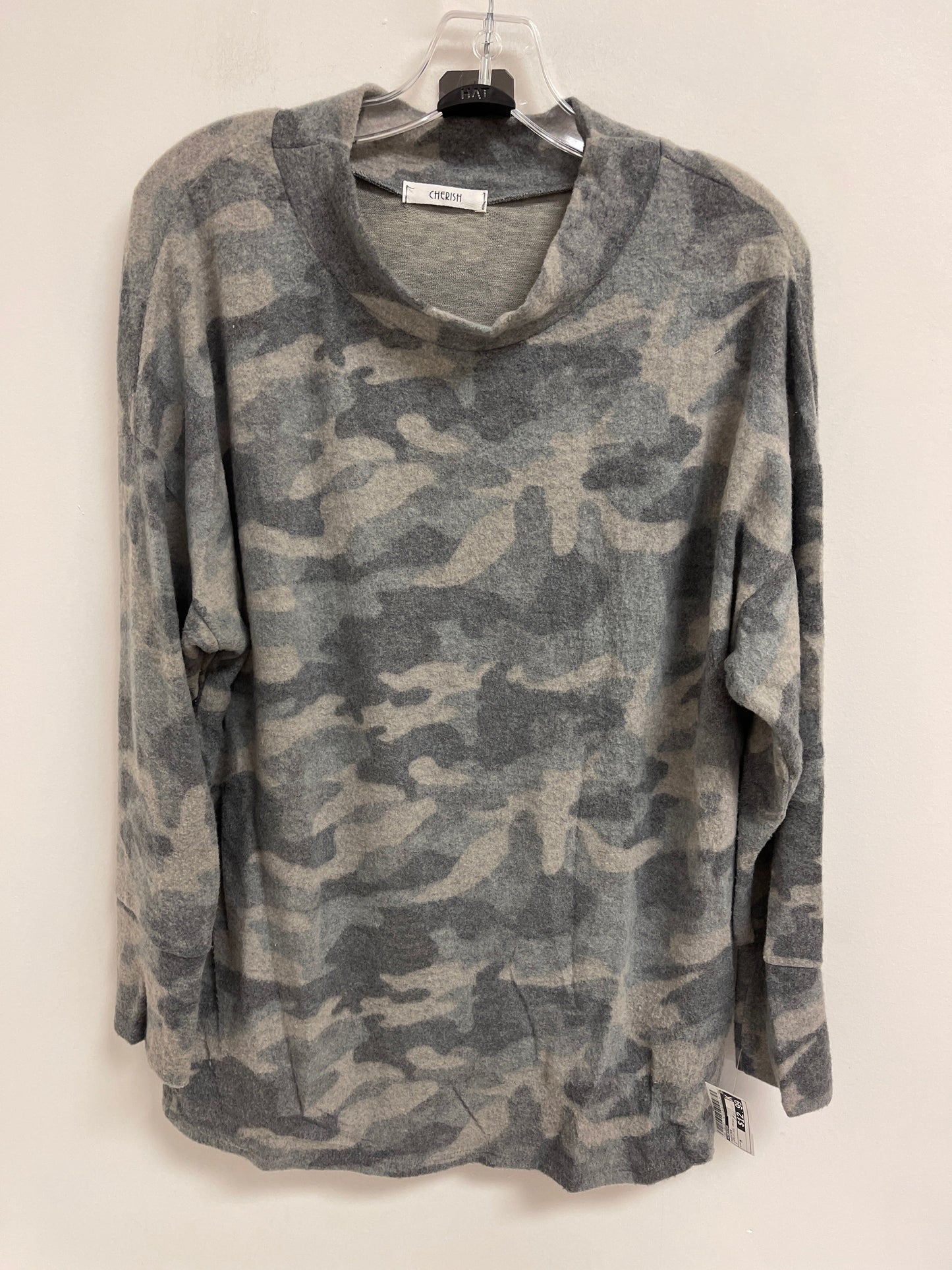 Sweater By Cherish In Camouflage Print, Size: M