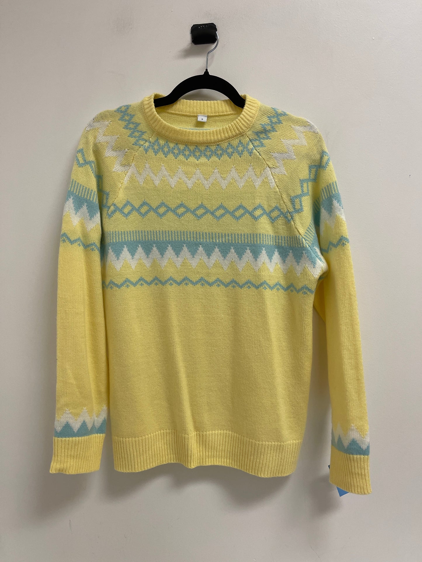 Sweater By Clothes Mentor In Yellow, Size: S