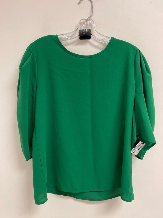 Top Short Sleeve By Clothes Mentor In Green, Size: M