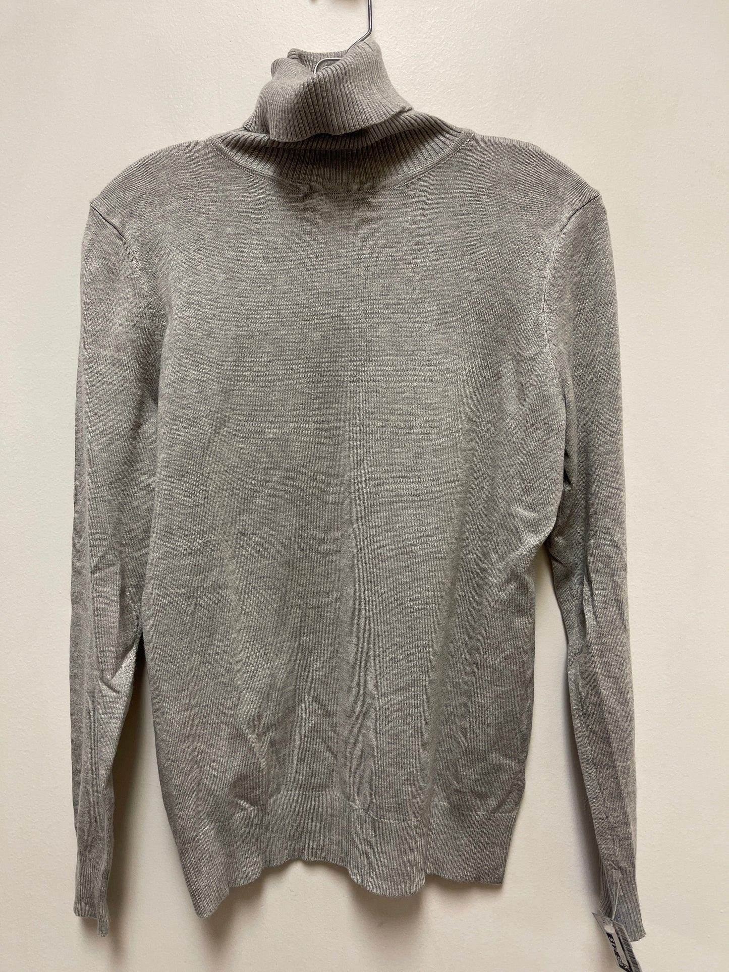 Top Long Sleeve By Joseph A. In Grey, Size: S