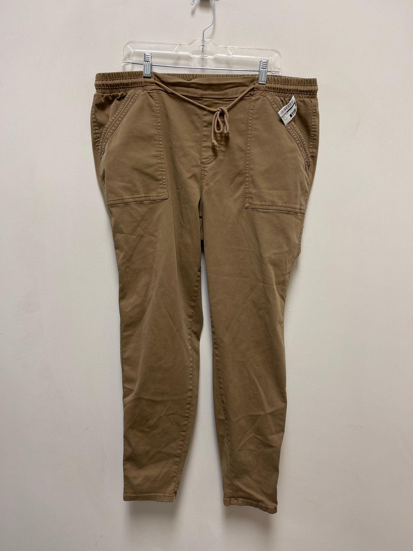 Pants Cargo & Utility By Maurices In Brown, Size: 18