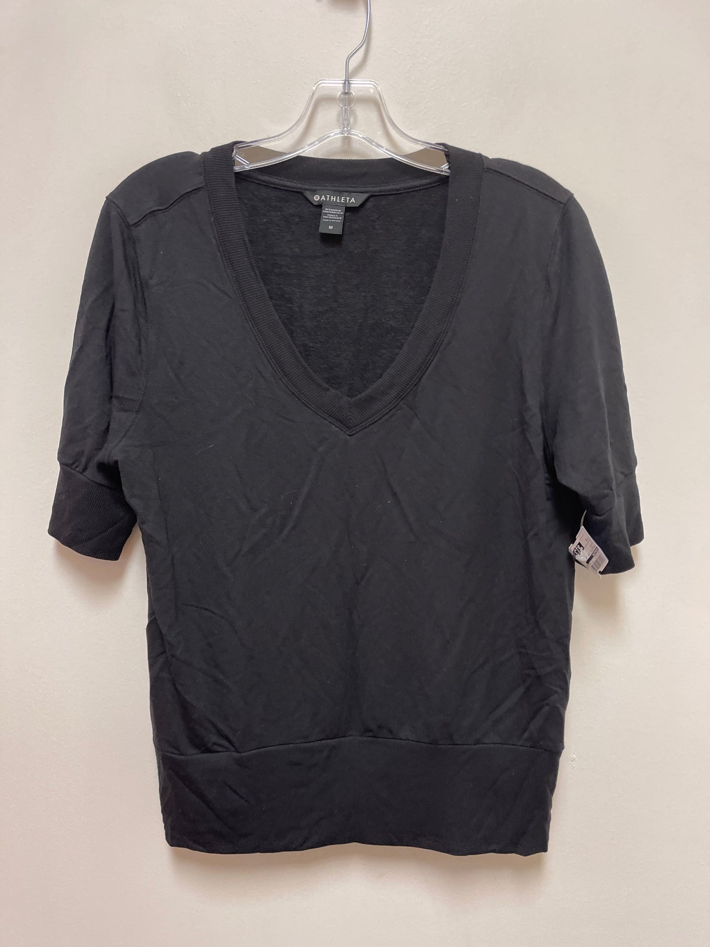 Athletic Top Short Sleeve By Athleta In Black, Size: M