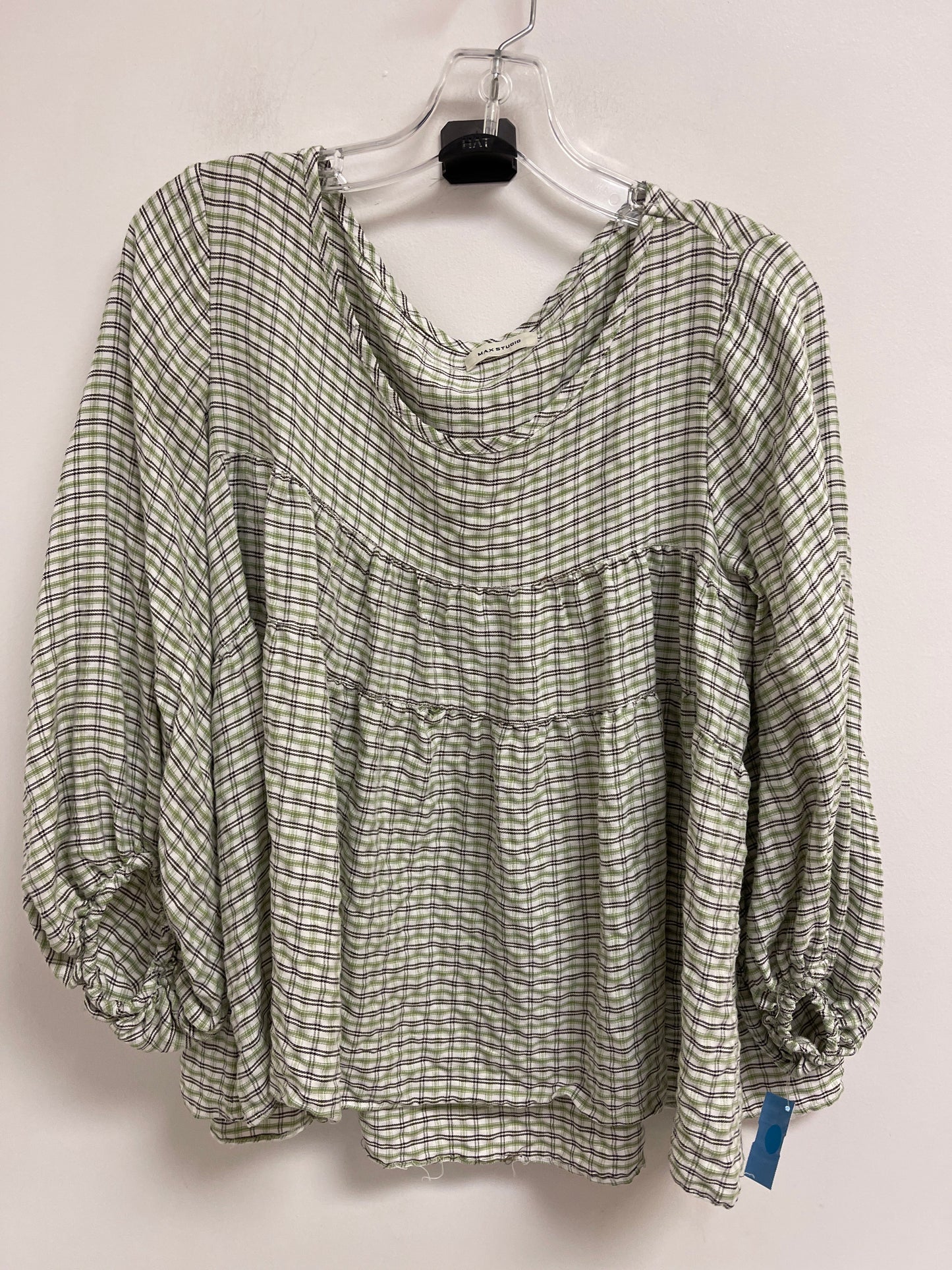 Top Long Sleeve By Max Studio In Green, Size: L