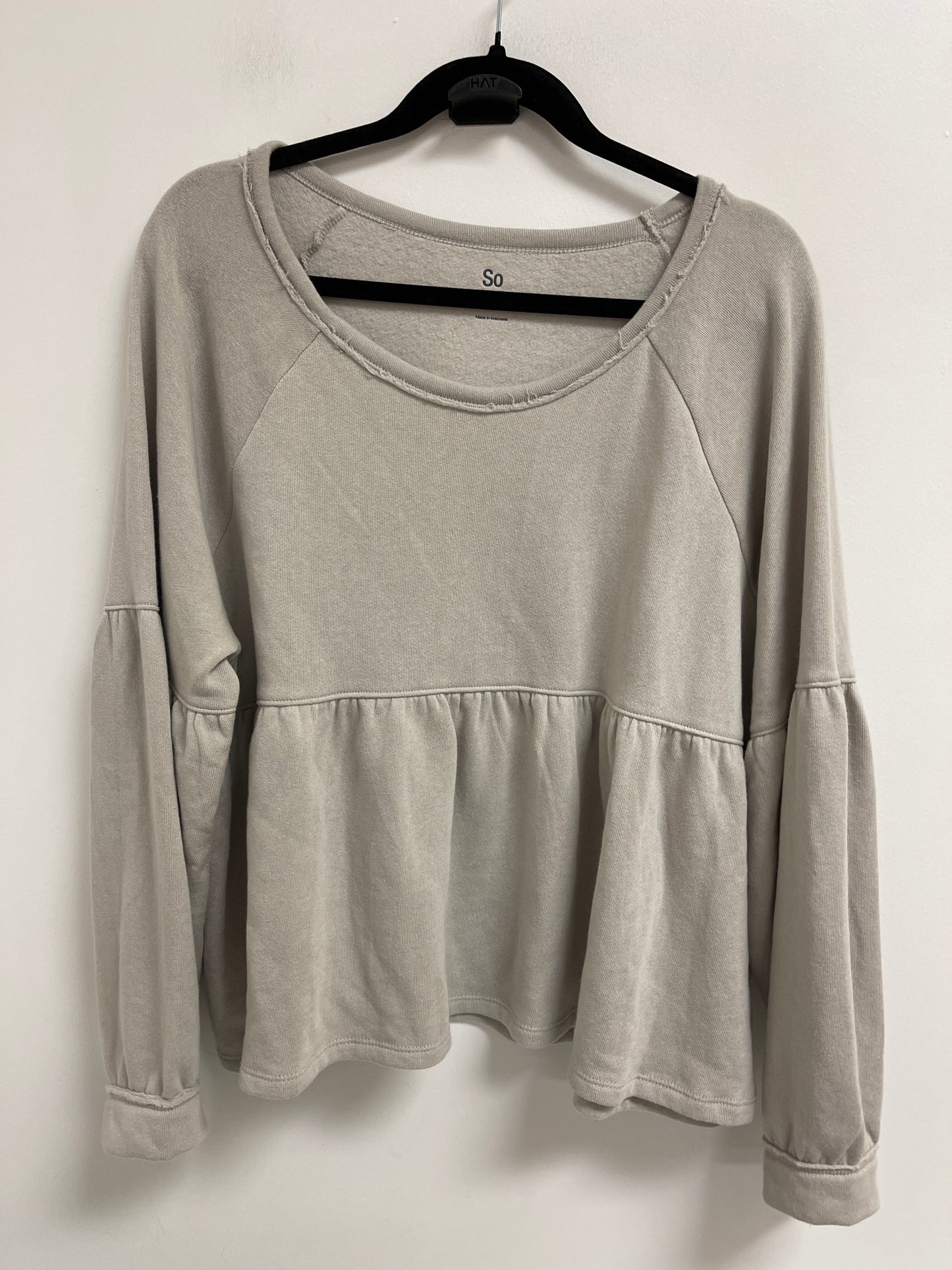 Sweater By So In Grey, Size: M