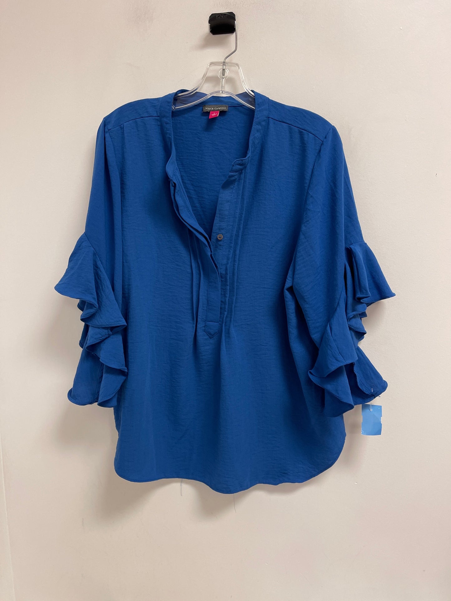 Top Short Sleeve By Vince Camuto In Blue, Size: L