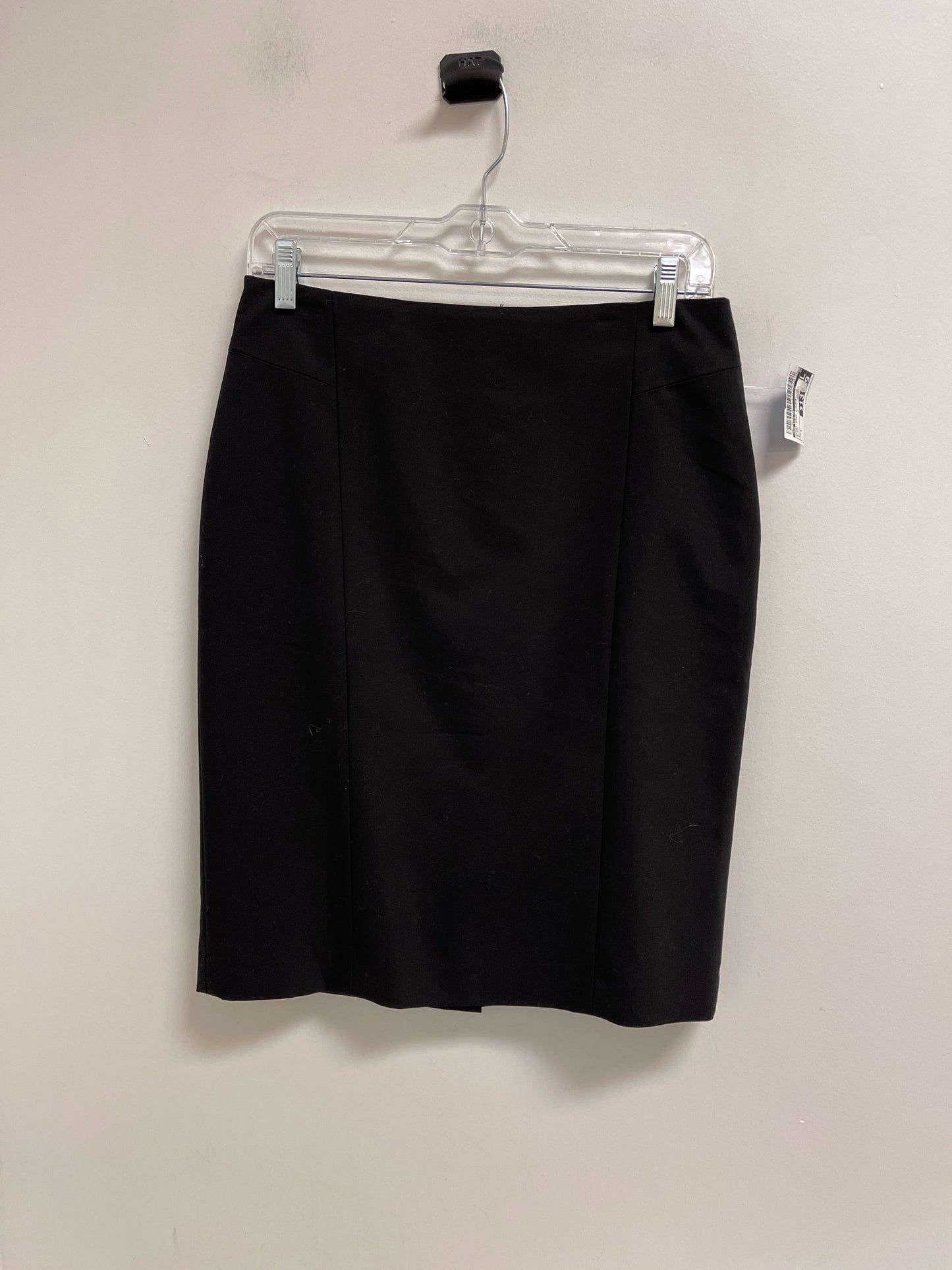 Skirt Mini & Short By Ann Taylor In Black, Size: 4