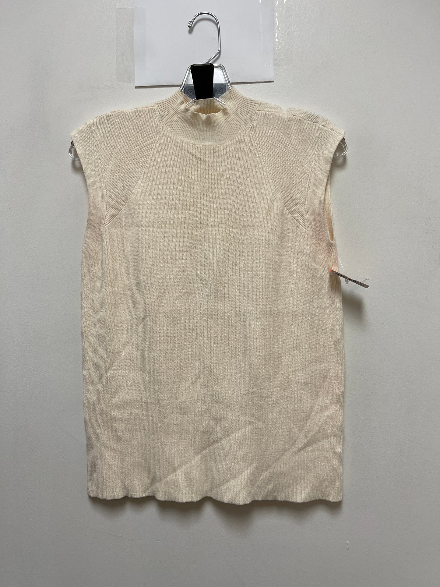 Top Sleeveless By Worthington In Cream, Size: S