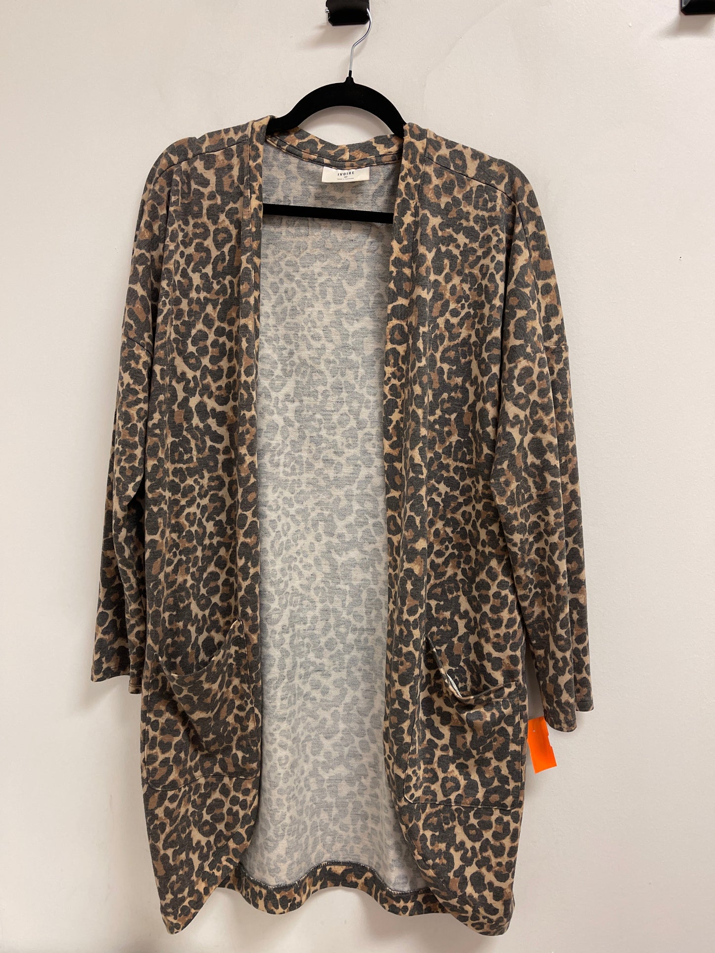 Sweater Cardigan By Clothes Mentor In Animal Print, Size: M