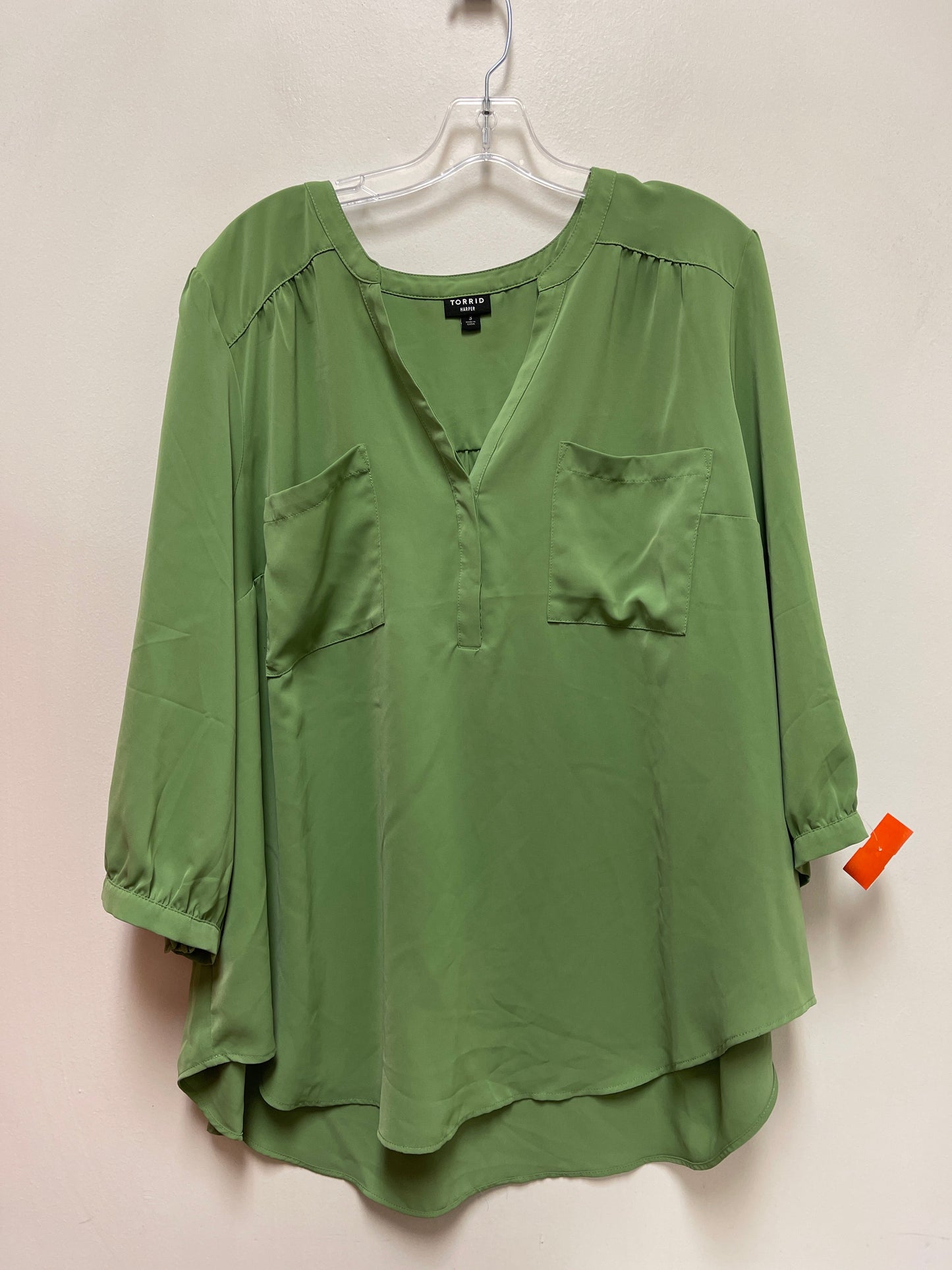 Top Long Sleeve By Torrid In Green, Size: 3x