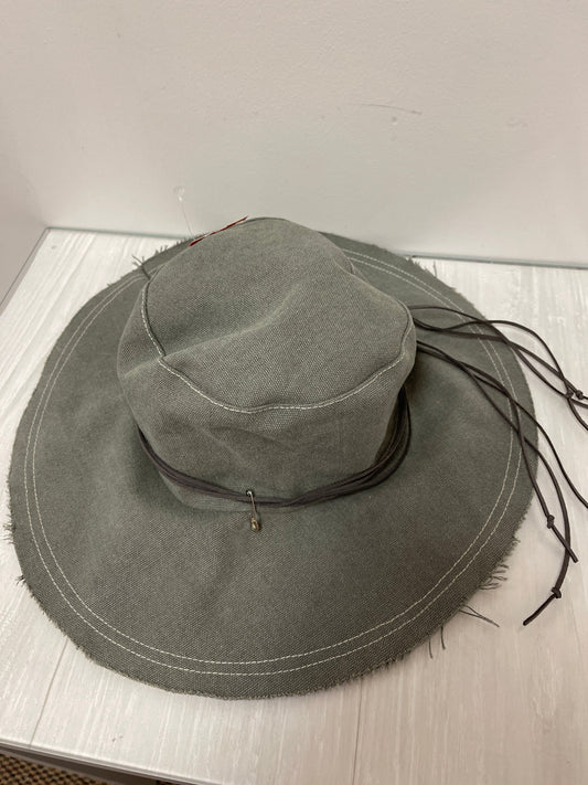 Hat Bucket By Clothes Mentor