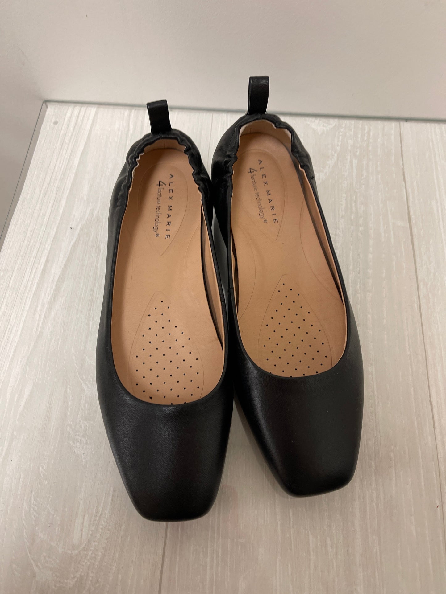 Shoes Flats By Alex Marie In Black, Size: 8.5