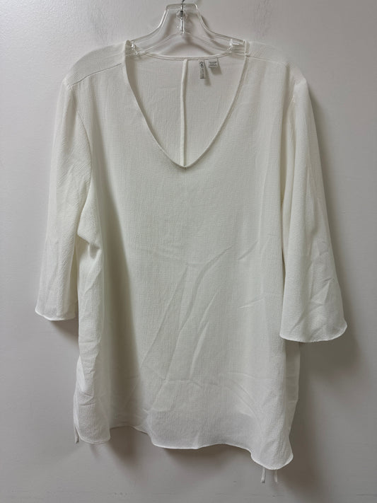 Top Short Sleeve By Cato In White, Size: 2x