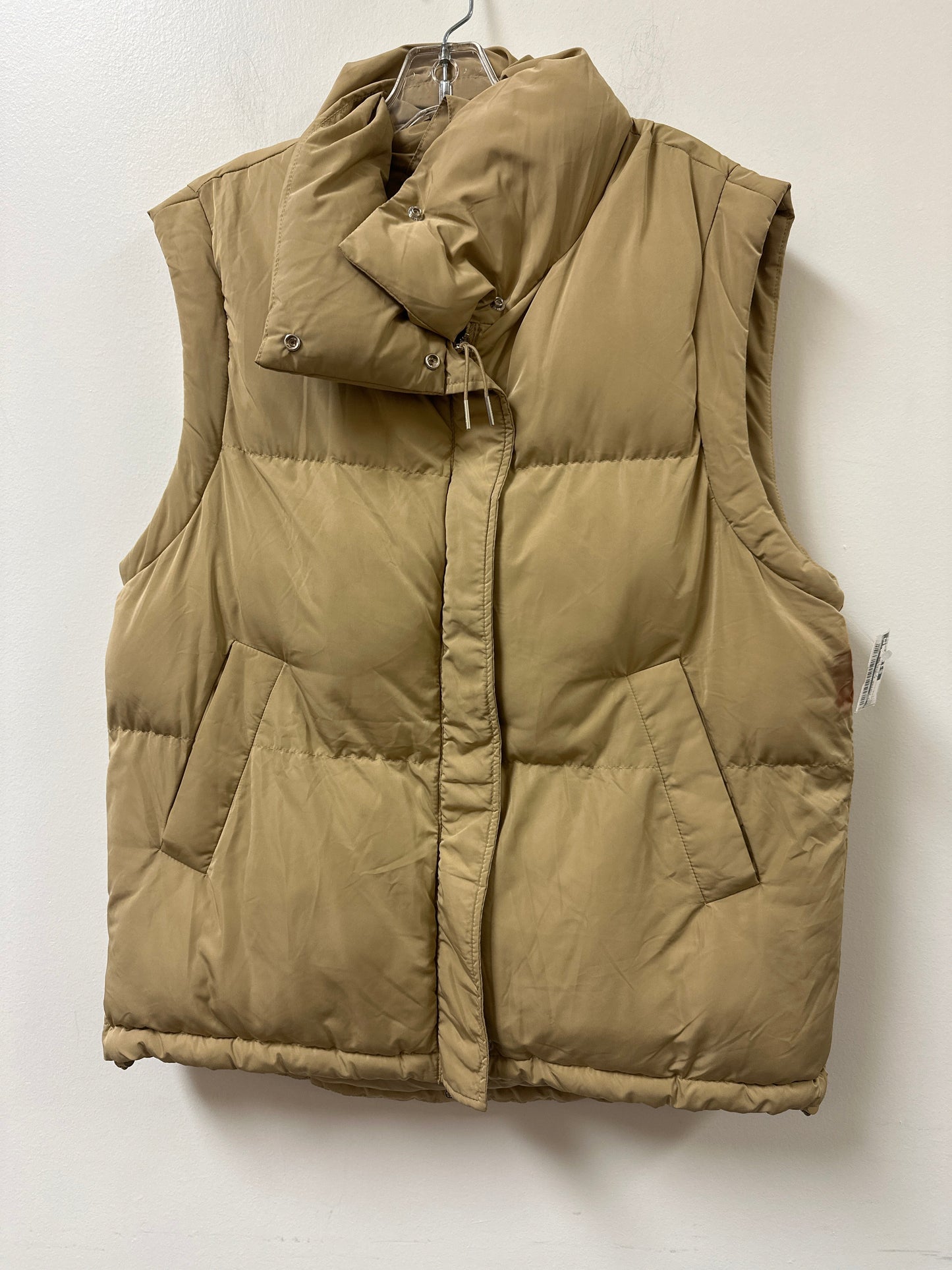 Vest Puffer & Quilted By Cmc In Tan, Size: L