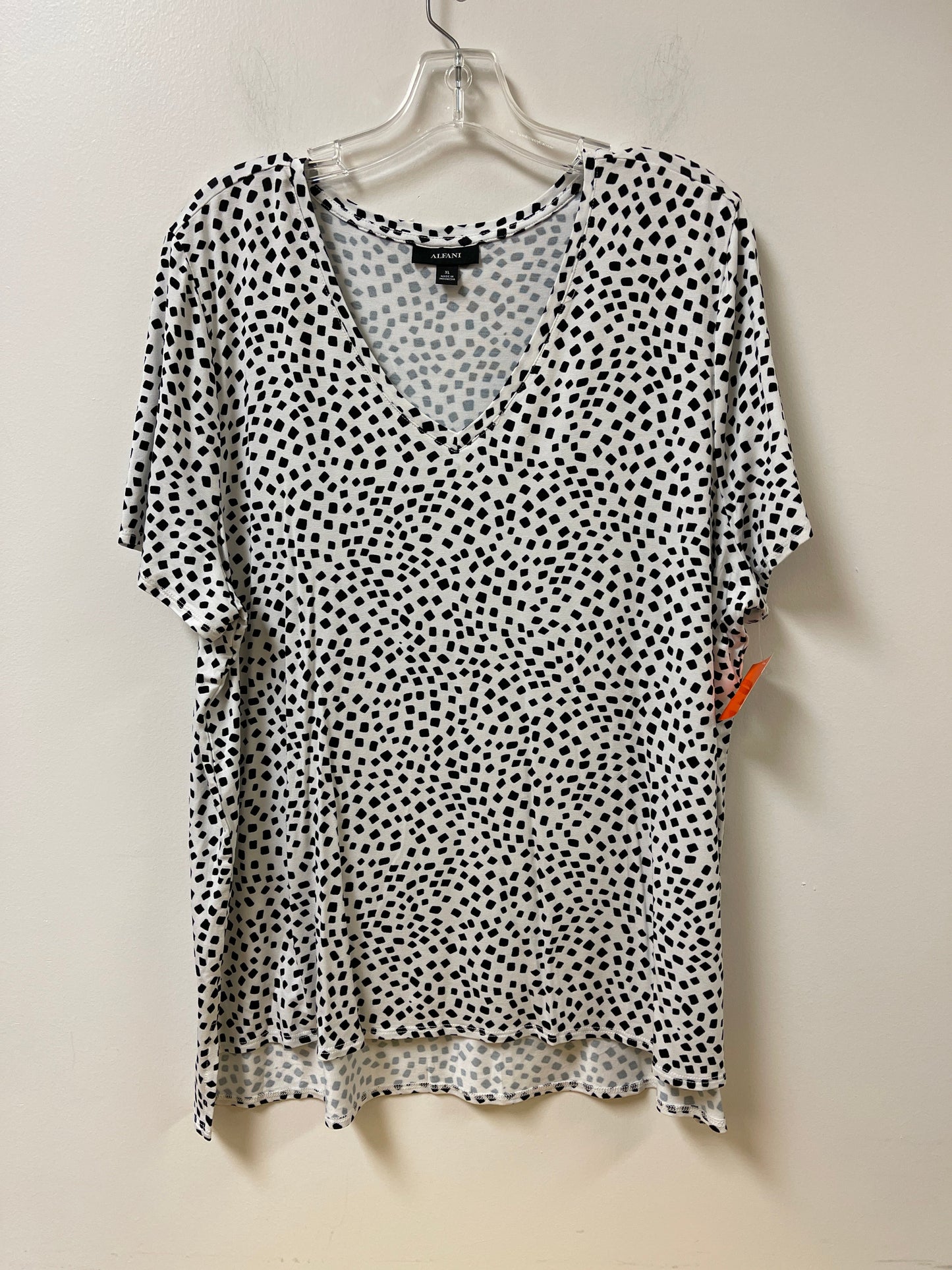 Top Short Sleeve By Alfani In White, Size: Xl