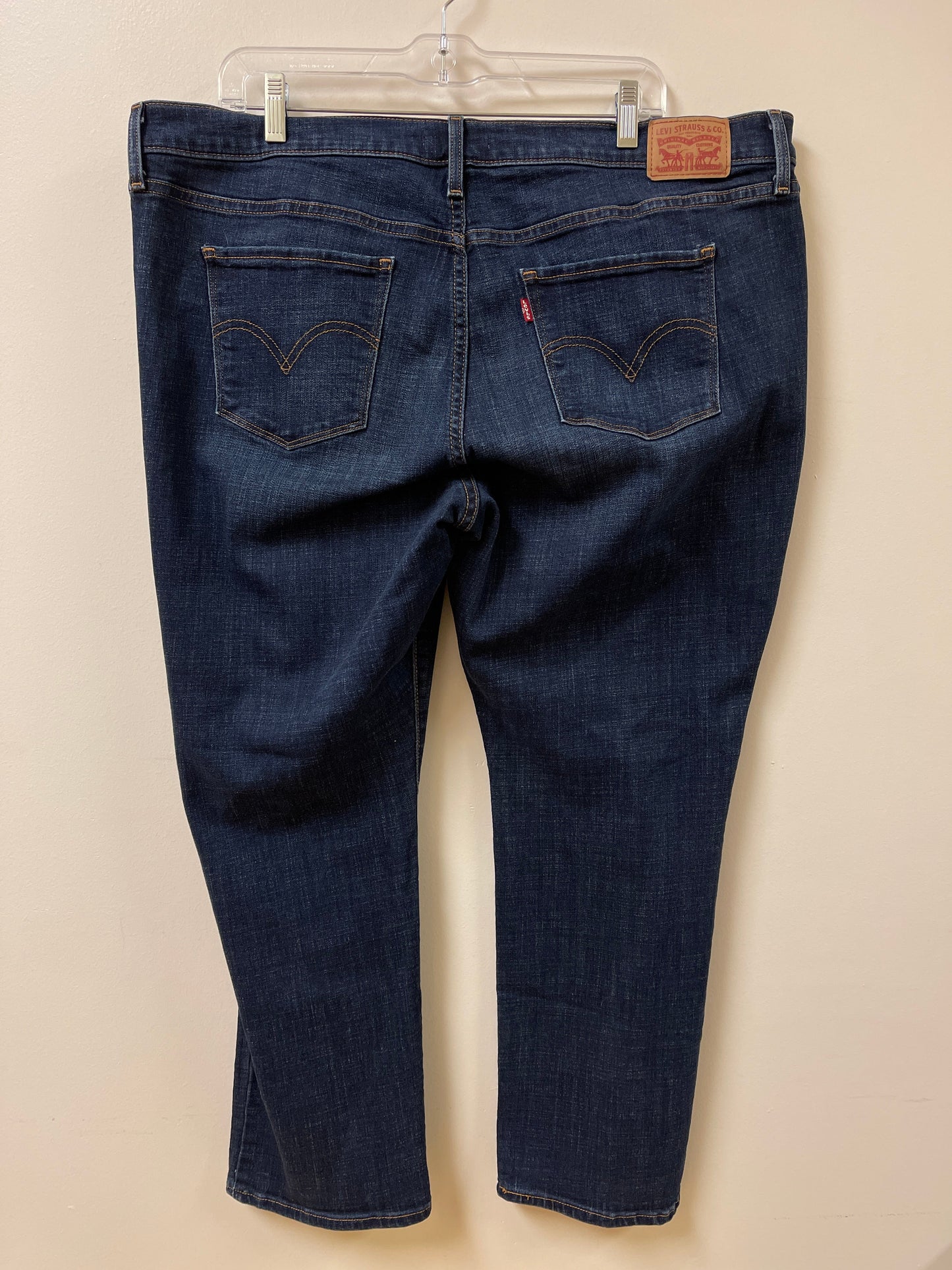 Jeans Boot Cut By Levis In Blue Denim, Size: 20