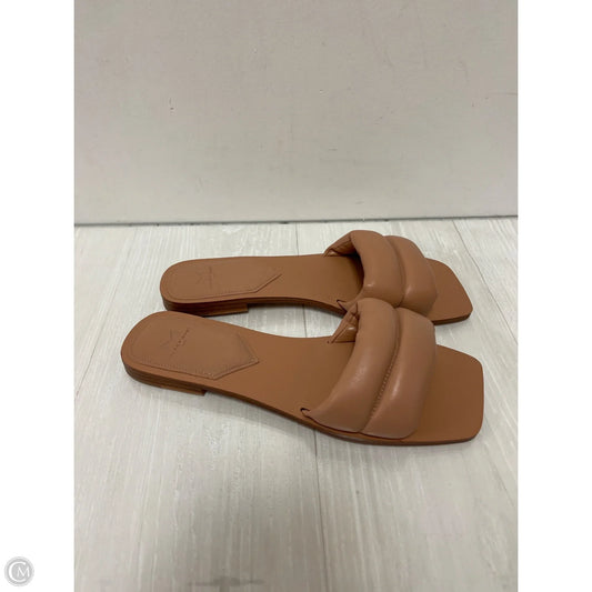 Sandals Flats By Marc Fisher In Cream, Size: 10