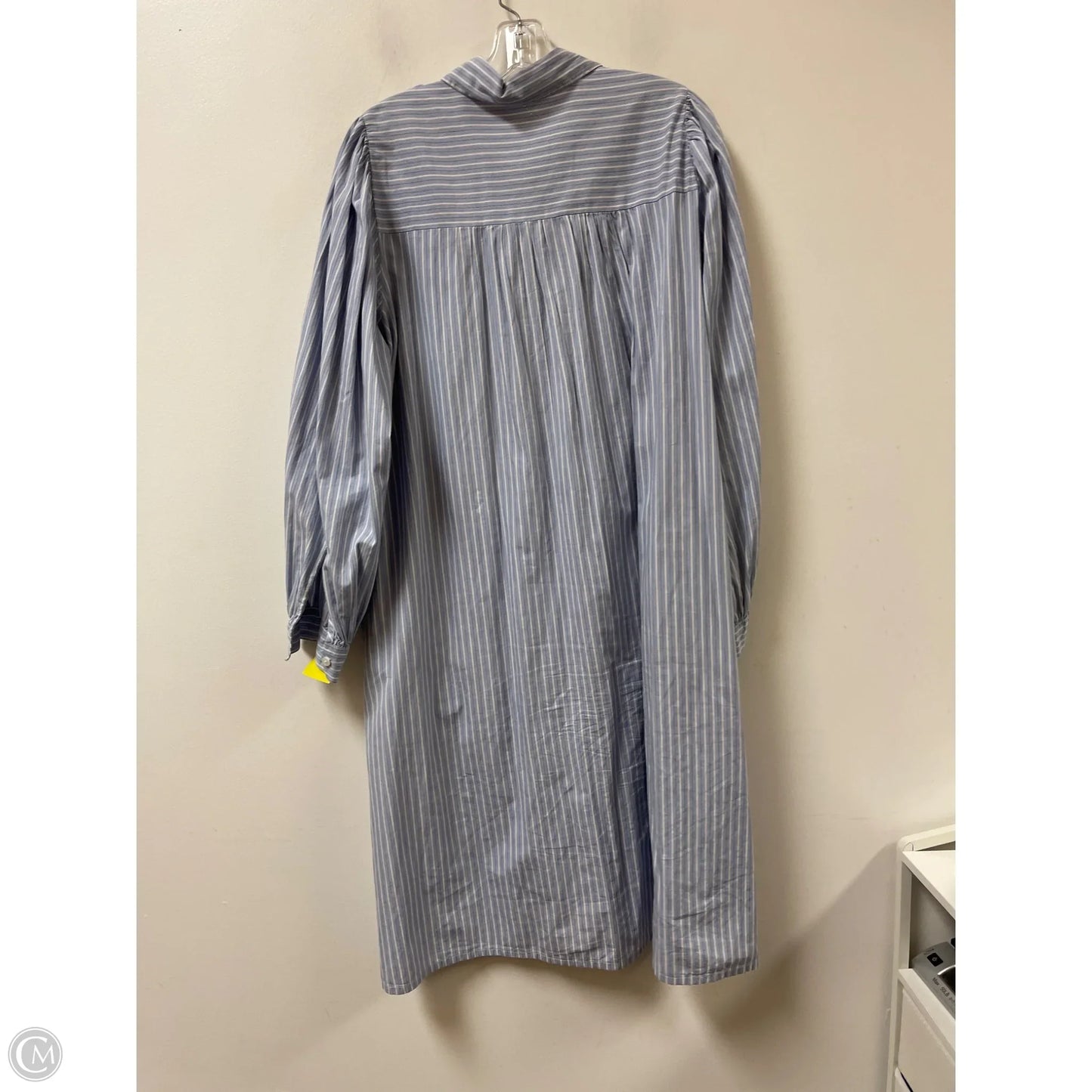 Dress Casual Midi By Clothes Mentor In Blue & White, Size: M