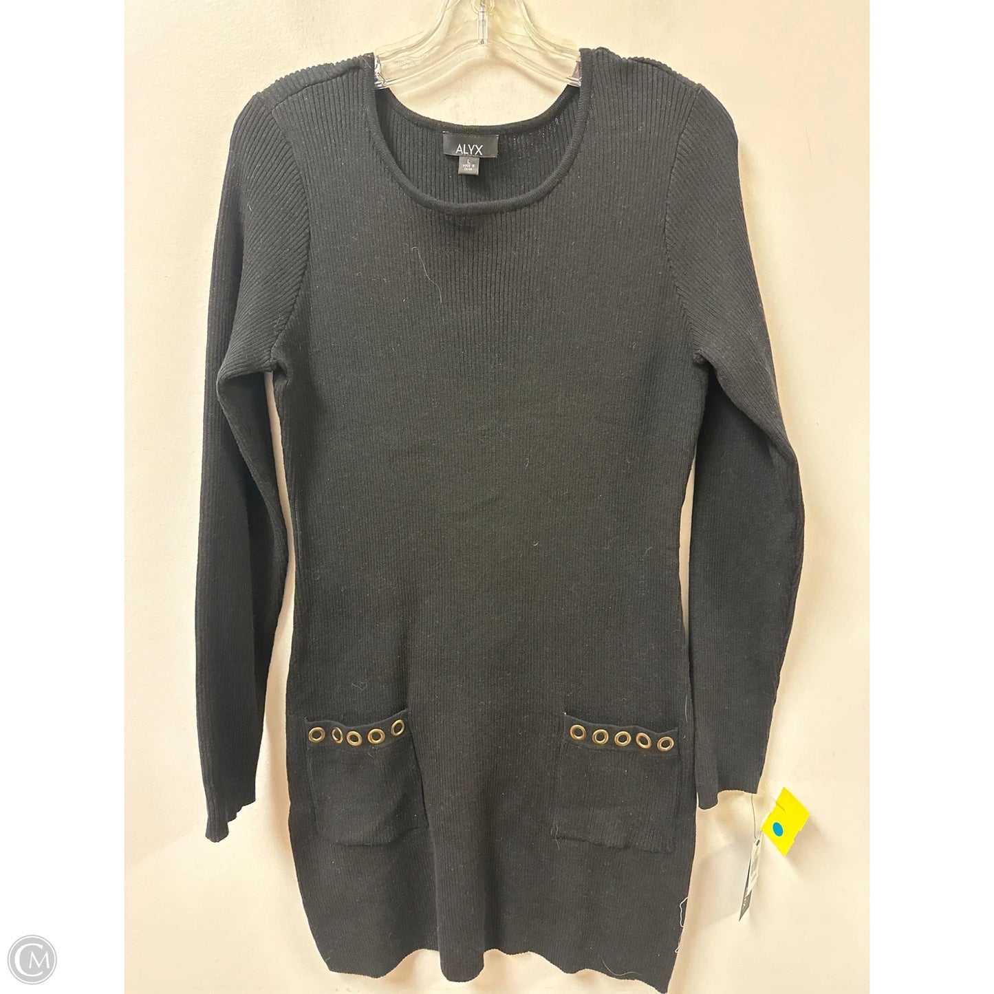 Dress Casual Short By Alyx In Black, Size: L