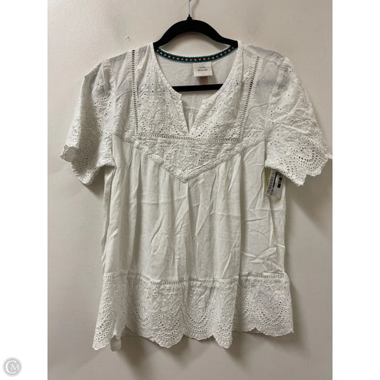 Top Short Sleeve By Knox Rose In White, Size: L