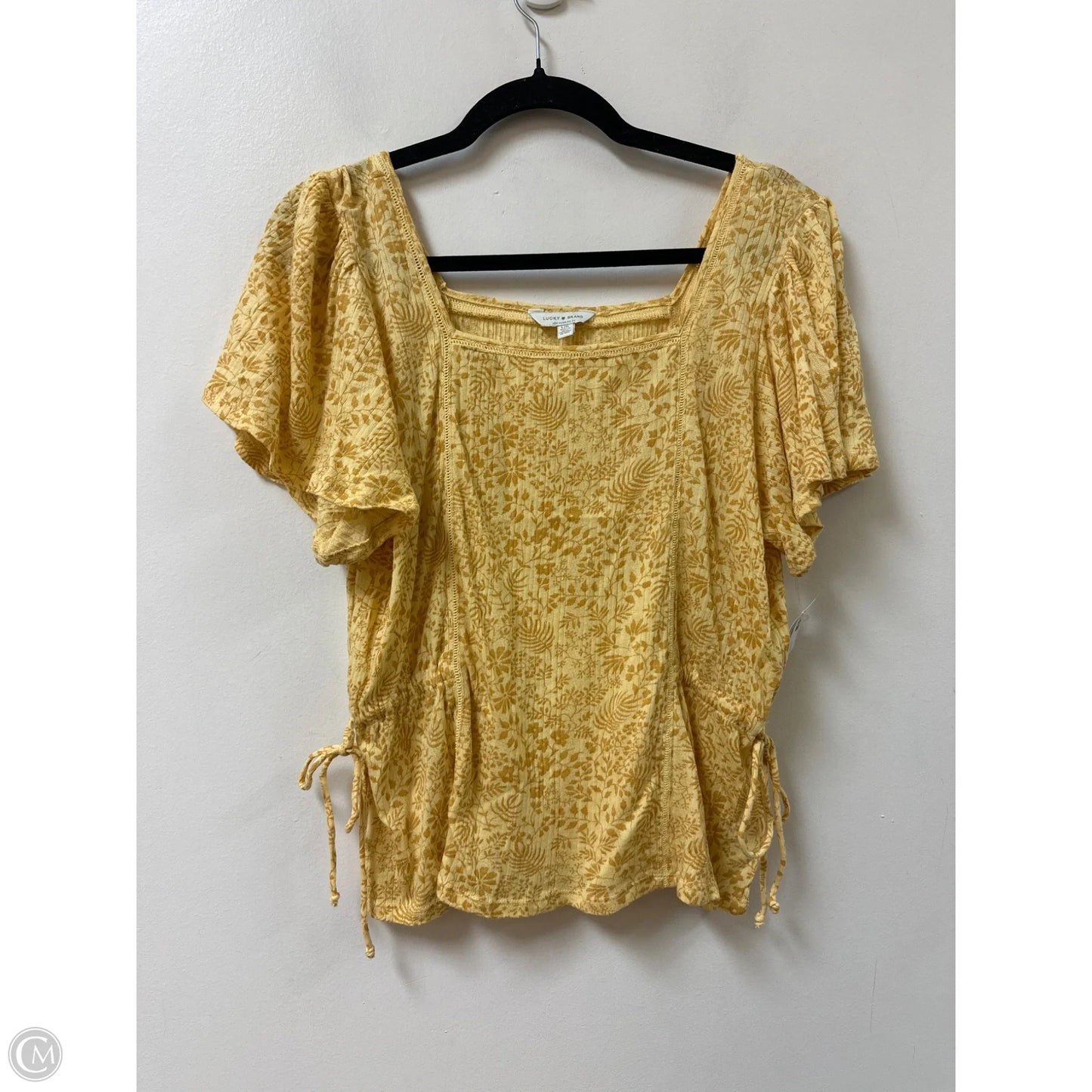 Top Short Sleeve By Lucky Brand In Yellow, Size: L