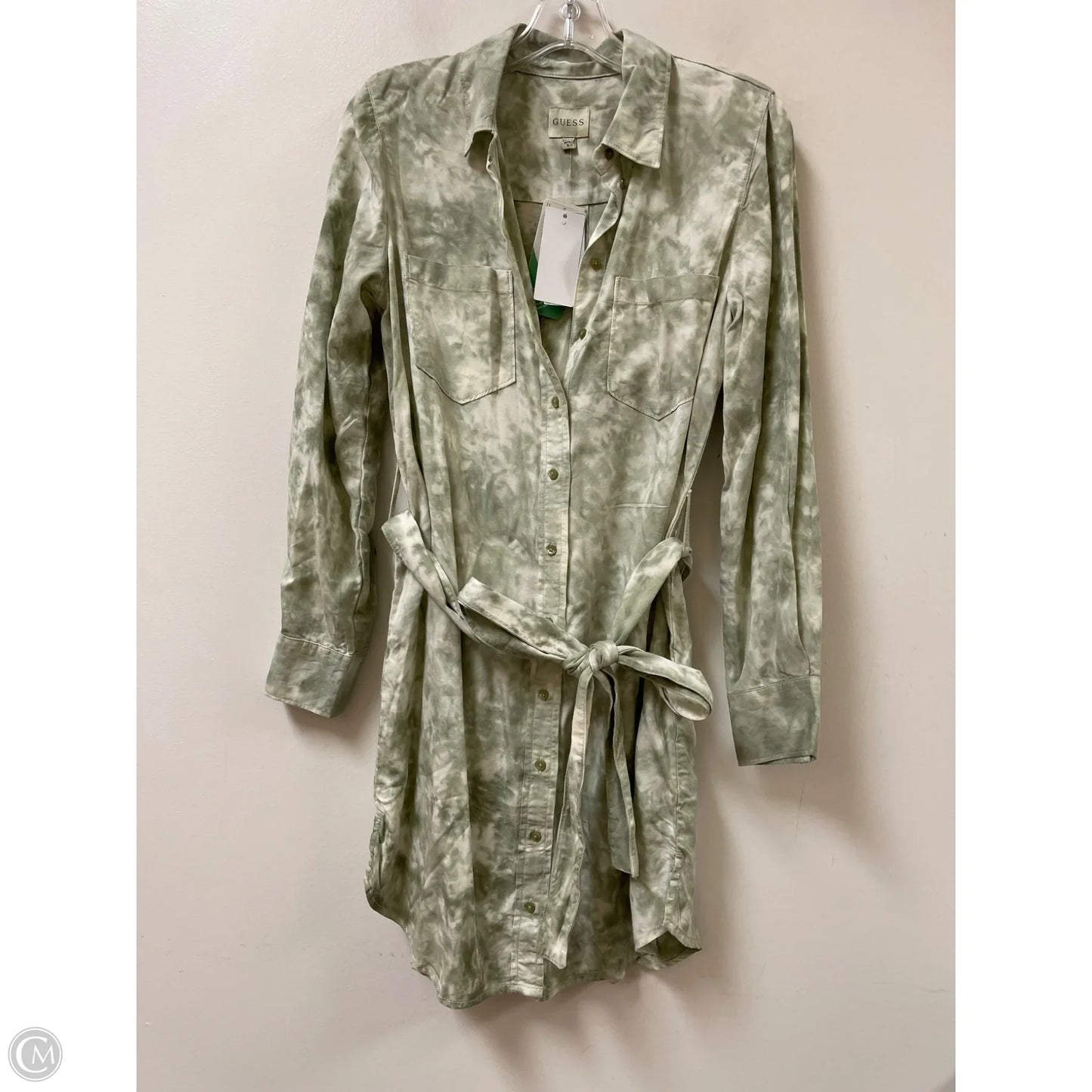 Dress Casual Short By Guess In Green, Size: S