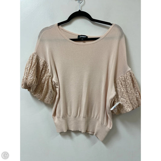 Top Short Sleeve By Express In Cream, Size: M