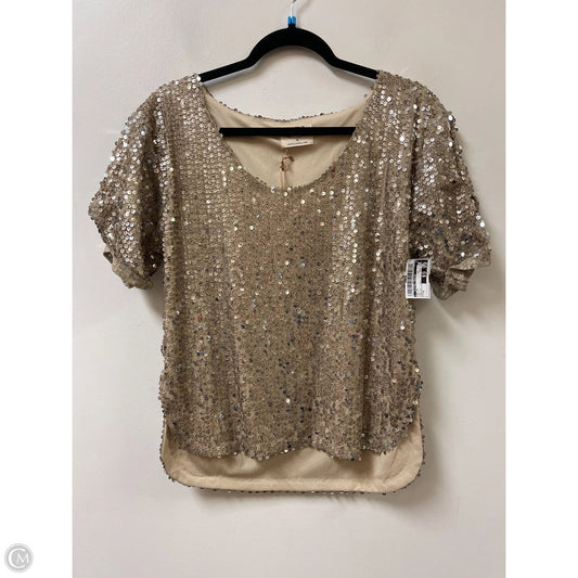 Top Short Sleeve By Clothes Mentor In Gold, Size: M