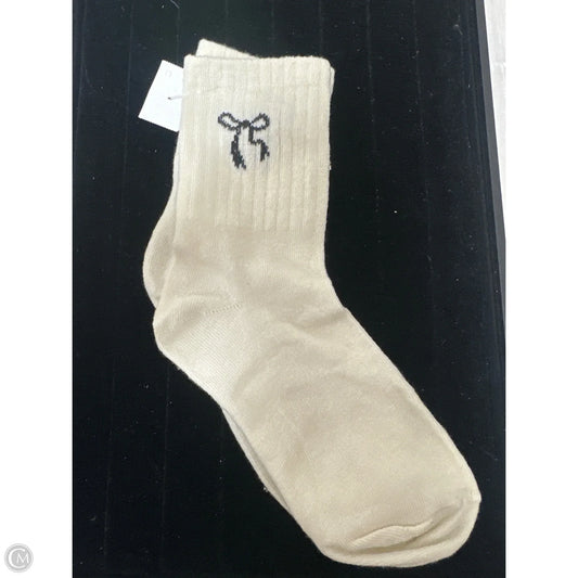 Socks By Clothes Mentor In Cream, Size: 0
